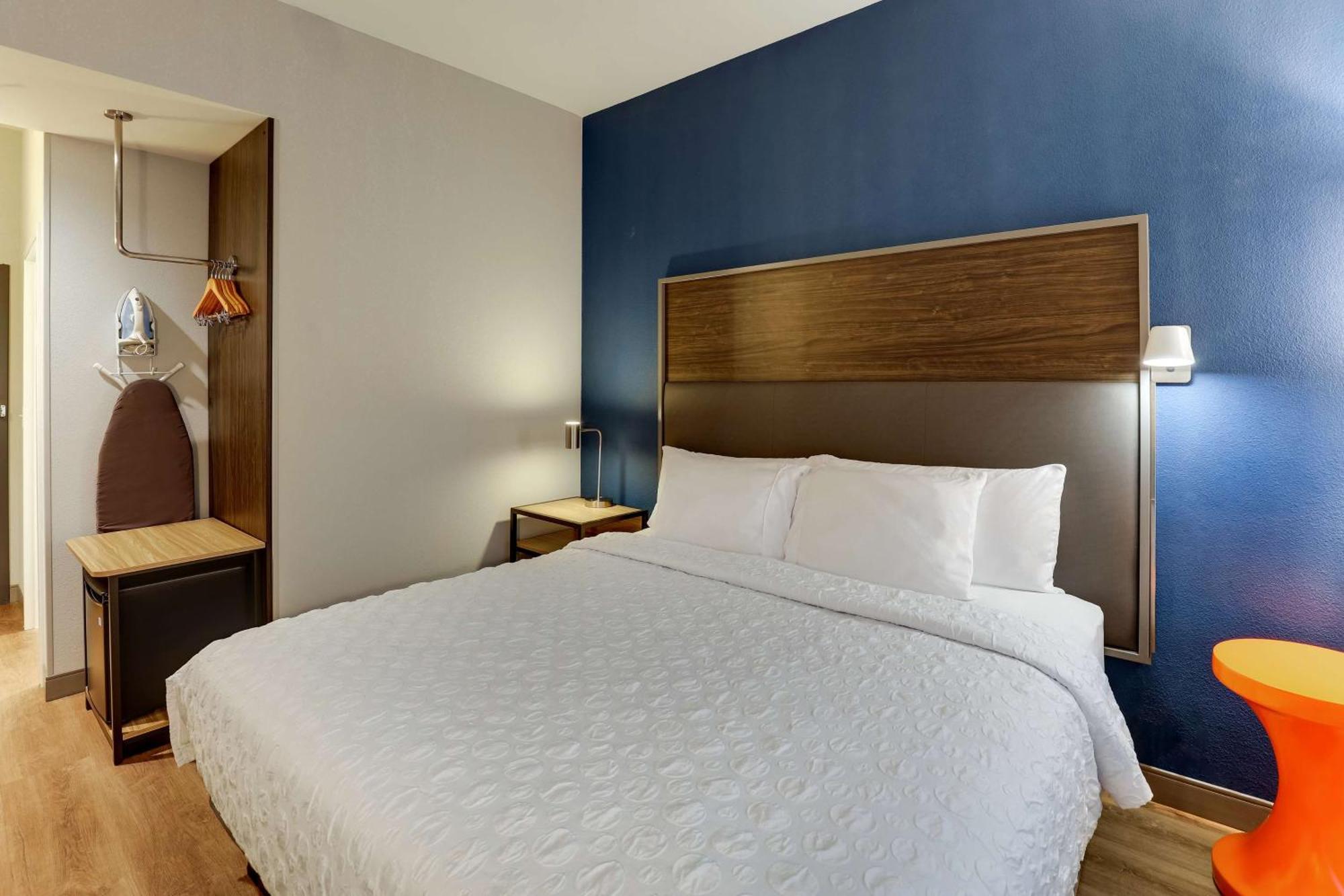 Tru By Hilton Raleigh Garner Hotel Exterior photo